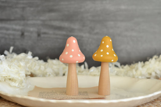 Mustard OR Coral Wood Mushroom