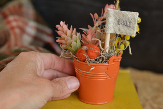 Autumn Orange Floral Mini Bucket - F44