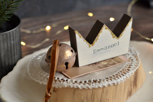Wood Crown with glittered edges - Emmanuel - C39