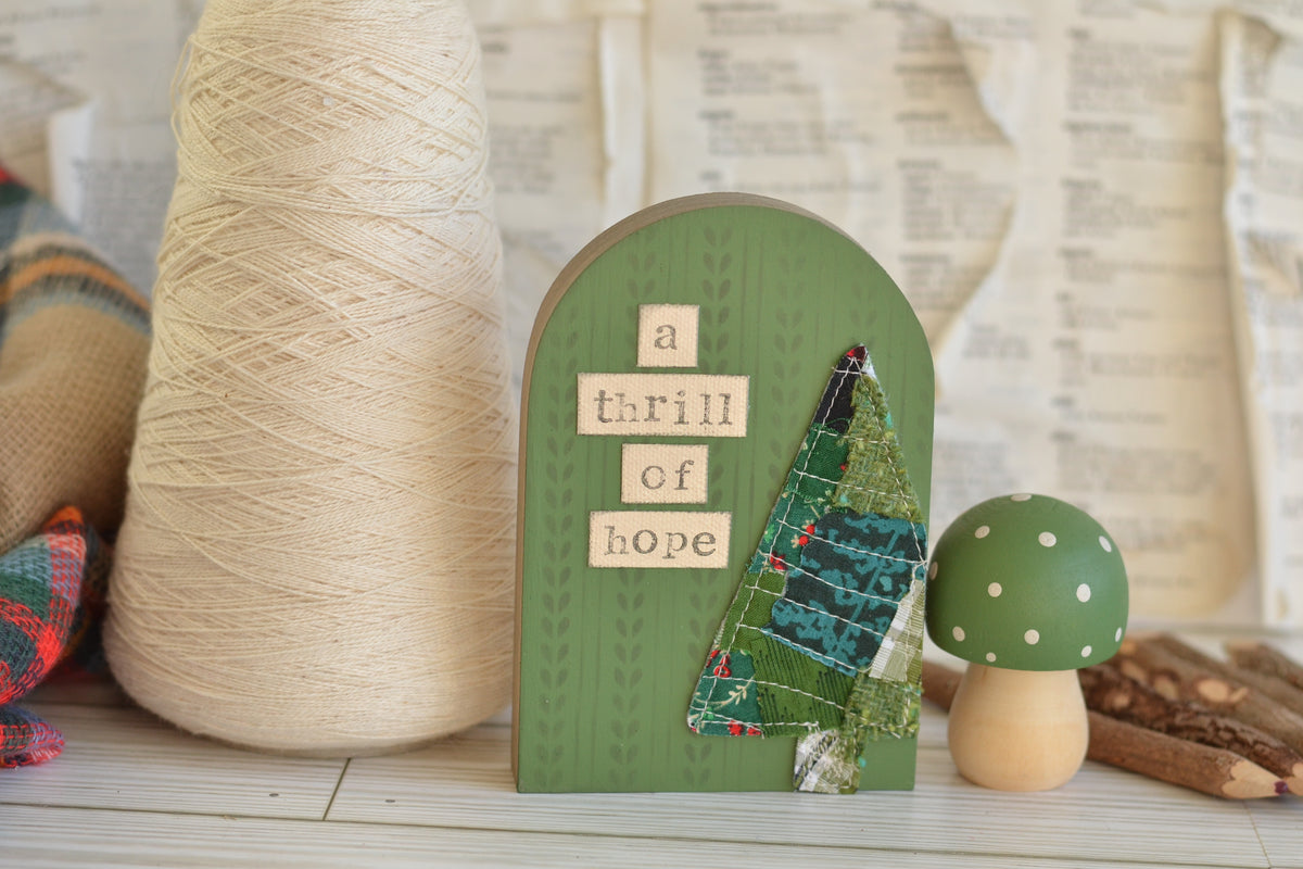 Green Christmas Tree Sign - G31