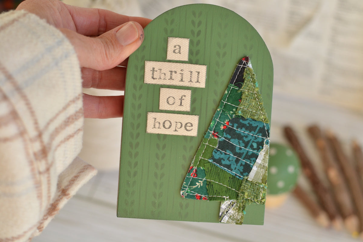 Green Christmas Tree Sign - G31