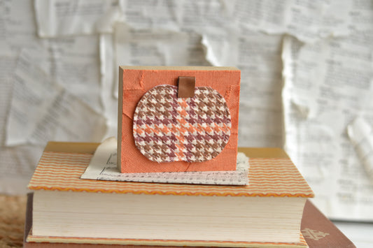 Fabric Pumpkin Wood Block - B10