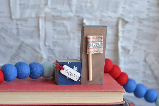 Patriotic Wood Sign - P28
